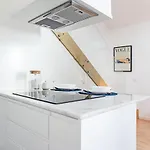 Cozy House W/ Ac Near Metro By Lovelystay Порту